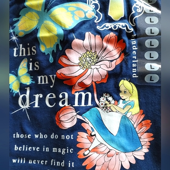 NWT Disney Alice in Wonderland Juniors Crop T shirt/Tee - Picture 7 of 16